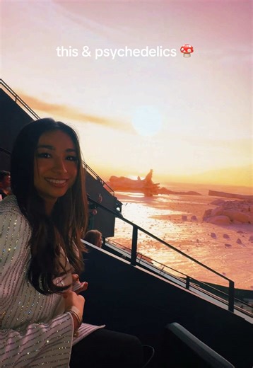 Mastering Cardistry with Anna DeGuzman