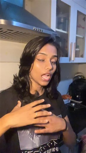 Kanmani 🌻 on Instagram: "18/25 of 👩‍⚕️ micro habits:for the uses, which ones to avoid and when to drink, comment link! . . . . . . . . . . . . . [habit series, doctor backed, science based habits before 2026, 25 habits before 2025, self growth, mindset shift, physical and mental glow up, ultimate life hack, micro habits, productivity, drinks, glow up drinks to drink in the morning, afternoon and night, skin health, gut health]"