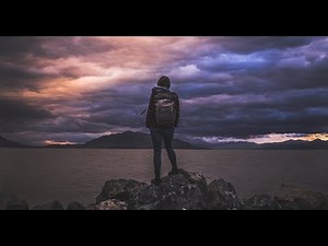 Gareth Emery & Standerwick - Saving Light (LYRICS Video)