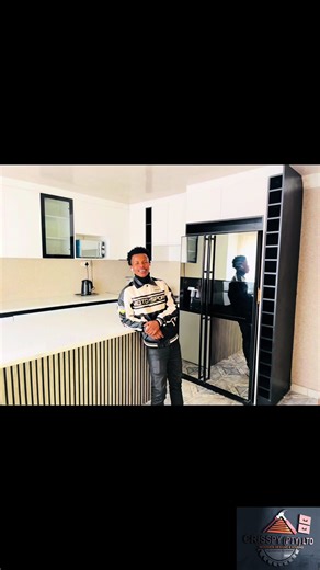 Stylish White & Black Kitchen Unit in Mahikeng