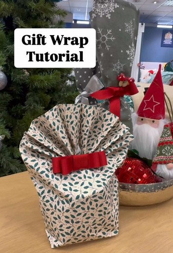Gift Wrapping Tutorial: Impress with Creative Techniques