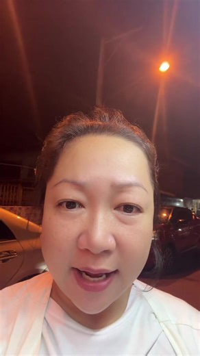 สิ่งดีงามสิ่งแรกที่เจอหลังสวดมนต์กับญาติโยมชาวพิษณุโลกเสร็จ 🥰 #สวัสดีปีใหม่ #newyear #ปีใหม่ #วัดพระศรีรัตนมหาธาตุวรมหาวิหาร