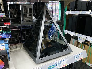 AZZAのピラミッド風PCケース「PYRAMID 804」など3モデル発売