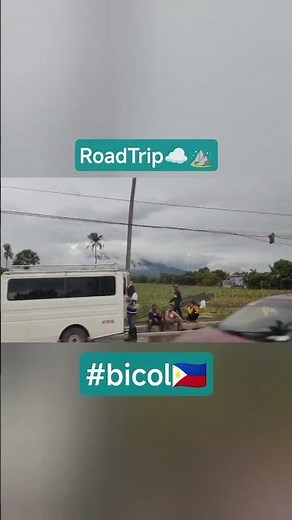 🏞️ Bicol’s Hidden Beauty: Mountains, Clouds & Everyday Life