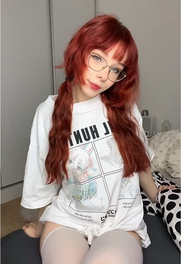 Redhead eGirl Style Tips and Trends