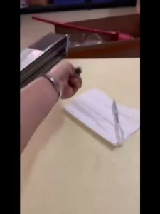 Watch How to use the wand on Amazon Live