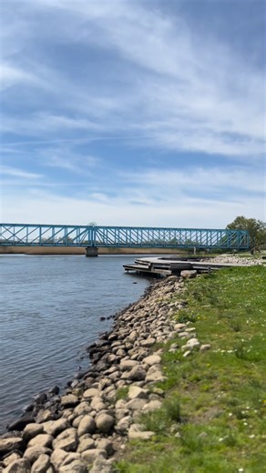 Blue Bridge 🌁 | Aurnish