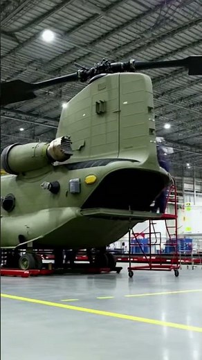 Chinook Heavy Lift Build: Dual Rotor AI Time-Lapse 🏭