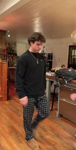 @boone_perry younger brother thinks he runs this place