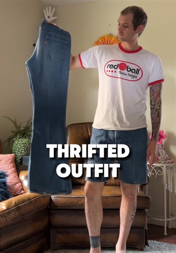 Thrifting Online: Embrace Second Hand Fashion
