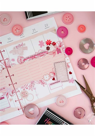 A week that’s looking a little extra… enchanting 💗✨ Soft pink details, florals, and just the right amount of sparkle — because sometimes planning calls for a touch of magic (and maybe a perfectly timed entrance). 🫧 Let your soul shine… something good might be floating in. @Ilianna