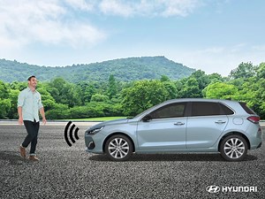 45 reactions | Sistemul autonom de franare utilizeaza camera frontala si radarul, activand controlul franelor pentru a minimiza sau chiar evita efectele unei coliziuni. | Hyundai Auto Romania | Facebook