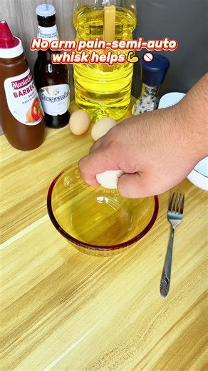 Egg whites won't hold shape？This semi-auto stainless steel beater fixes that fast！#tiktokshop #eggwhisk #eggbeaters #BakingEssentialsUS #cakebakingtool