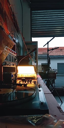 #tiktoklive #livehighlights Vinyl set live