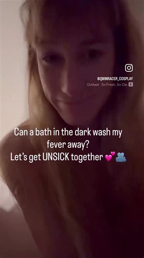 So fresh and clean… while feeling the opposite… first step is trying though!! #cosplaygirls #bathtub #bathessentials