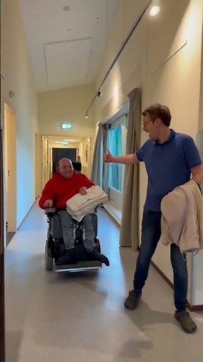 Even voorstellen... Ramon en Jan! #werkenindezorg #gehandicaptenzorg #work