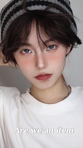 Transforming into Nana Neko: Cross Dress Makeup Tutorial