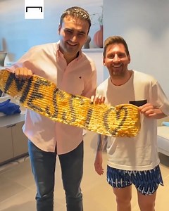 Cooking for Cristiano Ronaldo and Lionel Messi 👨‍🍳 No pressure! | GOAL