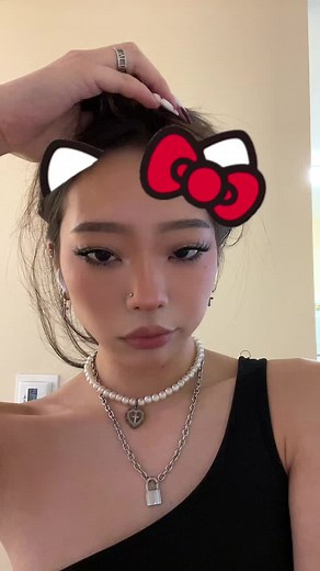 Hello Kitty Filter Trends on TikTok