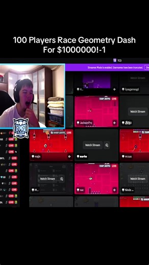 100 Players Race Geometry Dash For $1000000!-1 | geometry dash