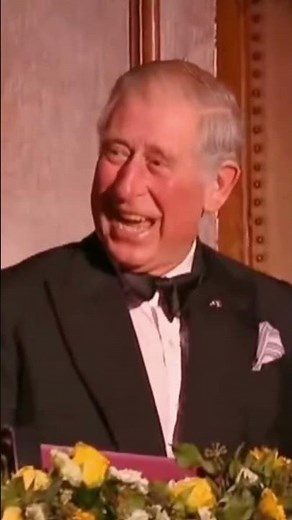 A Better Seat 🤣🤣Dame Edna Everage Classics