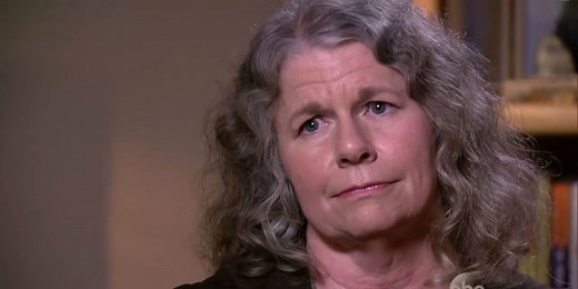 Woman invites strangers to RAPE the lady who outbid her on her dream house