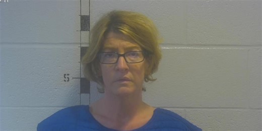 Kentucky nurse pleads guilty in connection with nursing home case