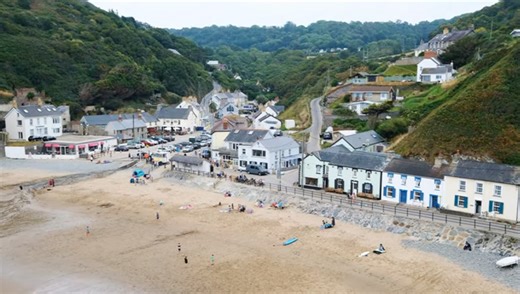 A Review of the Fujifilm XF 23mm f/1.4 R LM WR Lens