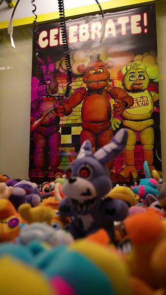 Can I Win Twisted Bonnie From The Claw Machine #shorts #clawmachine #fnaf