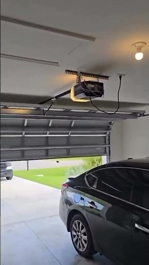Need garage door repair today? Joe’s Doors is your local, licensed & insured South Florida garage