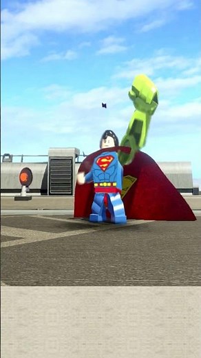 Yellow Green HULK Transforms into SUPERMAN - LEGO Marvel Super Heroes