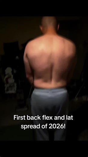 Finally getting back into consistently! Obvious change if scenery, shifting to my garage gym so ignore all my storage 😅 Don't worry, I'll start posting more book content too, when my back is strong enough to carry Loch's trauma 🤣 #gymtok #fyp #back #fitnessjourney #booktok