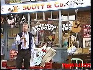 Sooty and Co - Moving In - 1993