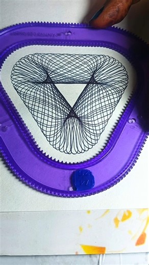 The Spirograph I enjoy in my childhood memories!!#shorts #arttherapy #geometricart #art #spirograph