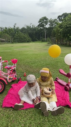 Lucu Banget!!! Shireen Bersiap Potong Kue Ulang Tahun 🤣🤣🤣 #shorts #numnum #funny