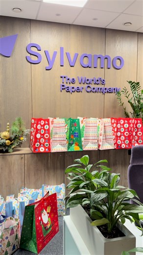 Sylvamo on Instagram: "Another year of our Winter Elves’ Factory! 🎄🎅🎁 Our team in Krakow, Poland, spread holiday cheer by raising funds for the Association for the Development of Community Psychiatry and Care, supporting community-based treatment for people living with mental illness. Happy Holidays from #TheWorldsPaperCo!"