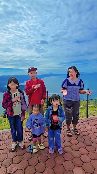 Dancing on a beautiful hill, MBG dance #funny #fypシ゚viral #comedy