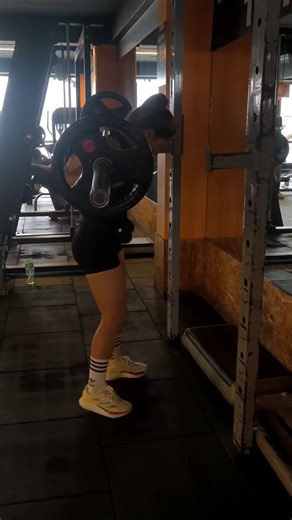 #motivación #gym# sentadilla libre🏋️# Julio Iglesias# te miré de pronto y te empecé a querer#fypシ゚viral🖤tiktok☆♡🦋myvideo #paratiiiiiiiiiiiiiiiiiiiiiiiiiiiiiiiiii🦋
