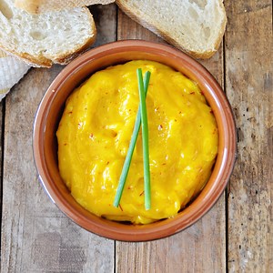 The Ultimate Saffron and Garlic Aioli Recipe - Spain on a Fork