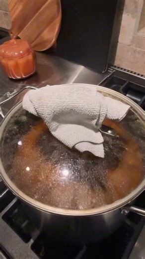 Here’s how I make my gumbo. It’s super easy and so good! I grab the gumbo starter from H-E-B, then start by sautéing a whole chopped onion in a little olive oil until it’s soft and fragrant. Next, I slice up some sausage and toss it in with the onions to brown. Once everything’s cooked down nicely, I pour in the whole jar of gumbo starter and add about 4 cups of chicken broth. Then I add my chicken usually a pack of chicken thighs (for that rich flavor) and some cut-up chicken tenders. Let it si