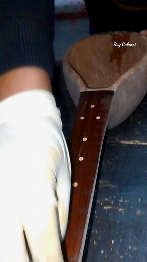 ✨ Fretboard Polishing at Roy Cabinet – Smooth Shine & Perfect Finish! | Roy Cabinet