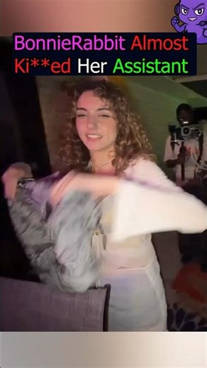BonnieRabbit Almost ended Her Assistant