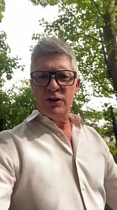 There’s been a brief pause in my Facebook activity, here’s a quick message to explain. All back now and thank you for staying with me and all your support. #deanwilsontv Create & Craft TV | Dean Wilson