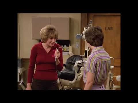 Laughing gas | "Laverne and Shirley" (S3X17)