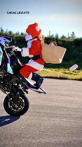 263K views · 5.4K reactions | J-10 before Christmas : are the gifts still deliverable after this Wheelie ? 虜藍 A little smile ? A little follow ! | Sarah Lezito | Facebook