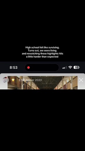 Kenangan Sekolah Menengah: Surviving High School
