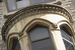 How to Add Support to a Sagging Bay Window