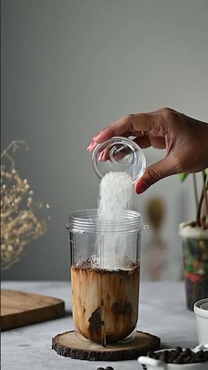 How To Make Starbucks Mocha Frappuccino | Cafe Style Mocha Frappuccino | Coffee Chocolate Drink