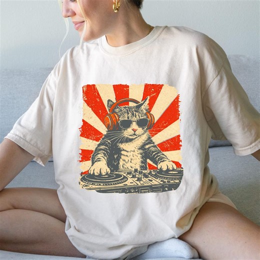 Cool DJ Cat T-shirt, Stylish Cat Lovers Gift, Comfort Colors Cat Shirt, Cat Mom Sweater, Cat Owner Gift - Etsy