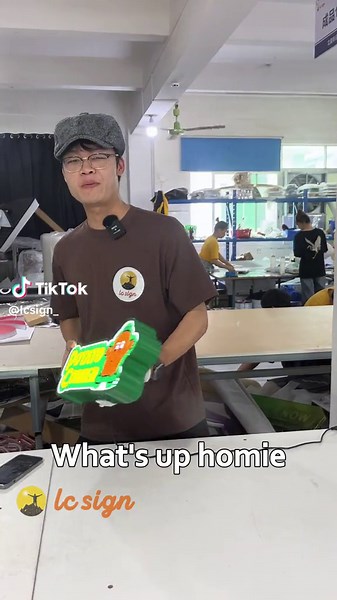 Any sign can be customized!😆👋 Sales Services - Send your logo design and size to our email address: 📧tony@lcsign.com or our WhatsApp 📞: 86 18122415614 #businesslighting #lightboxadvertising #advertisinginnovation #customlightbox #smartadvertising #changingads #lightupyourbusiness #lightboxsolution #advertisingtechnology #acrylic #lightbox #lcsign #usa #homie #fyp #foryou #newyork #paris